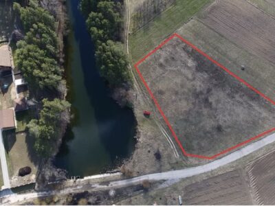 Земельна ділянка 38 соток. На березі р. Струга, 10 км від Чернігова 17 000 $