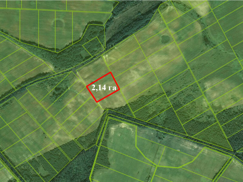 Продам ділянку 2,14 га під забудову в с.Козичанка