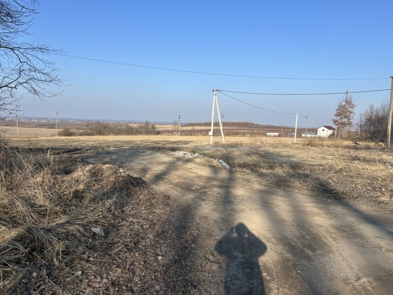 Комерційна ділянка при дорозі М11 , під бізнес