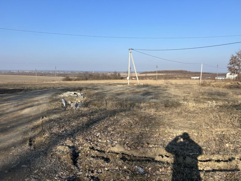 Комерційна ділянка при дорозі М11 , під бізнес