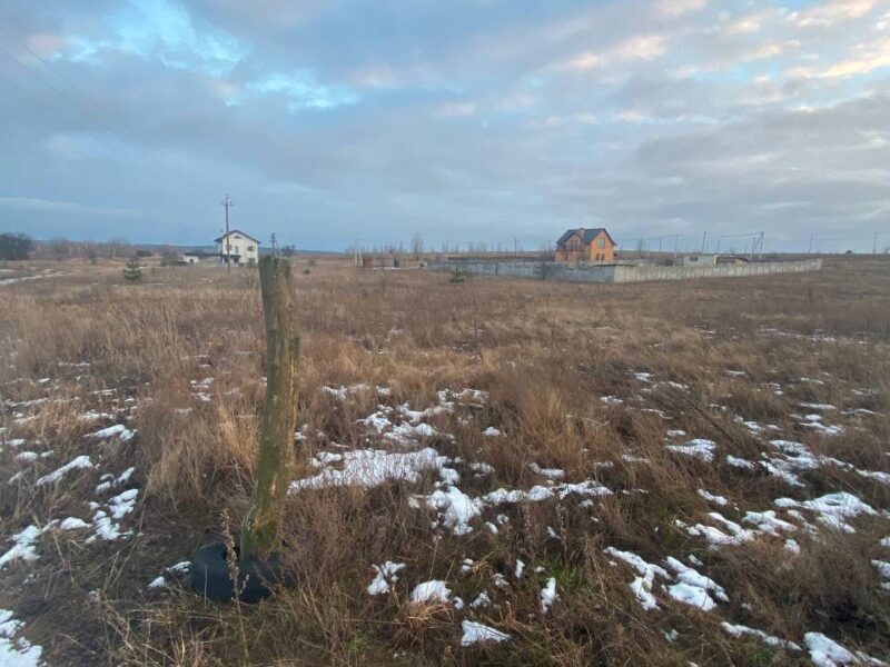 Мироцьке, вулиця Віктора Марченка, 10 соток; 14000